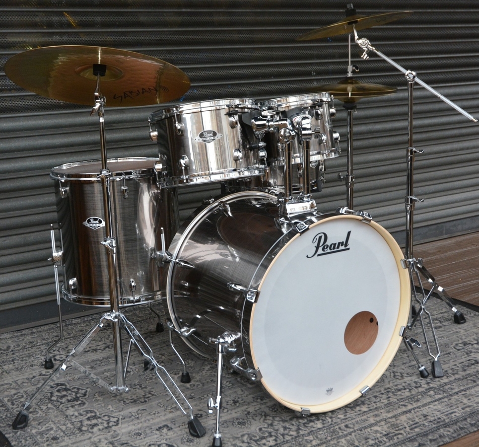 Pearl Export 10", 12", 16", 22" Drum Kit with Hardware and Cymbals in Smokey Chrome finish *2nd Hand*