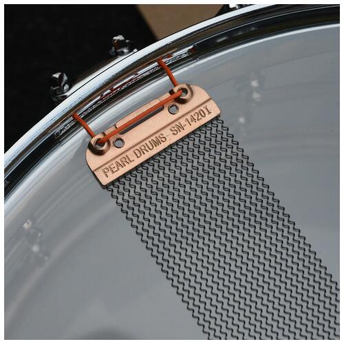 Image 9 - Pearl 14" x 6.5" Duoluxe Chrome Over Brass Snare Drum - 2nd Hand