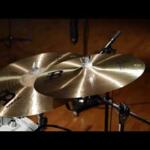 Video thumbnail 0 - Meinl Byzance Traditional Medium Crash Cymbals